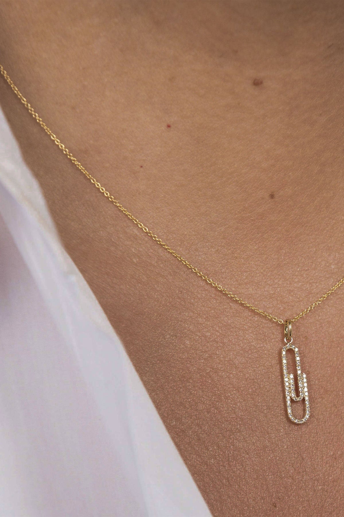 Paper Clip Necklace (Gold)